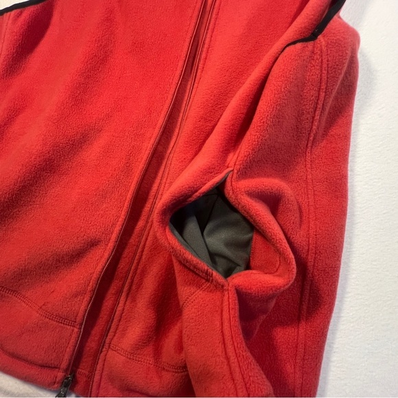 Reel Legends Fleece Vest Men's XXL Maroon Camping Hiking Walking Sweater - Picture 9 of 13